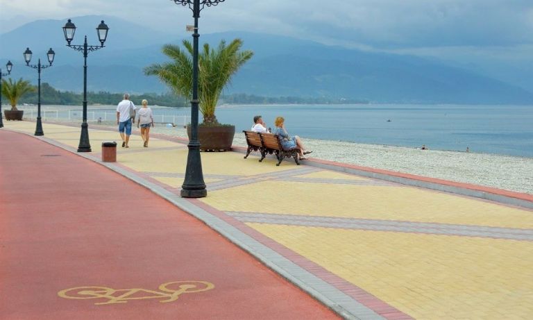 Κοσμοσυρροή στην Πάτρα – Περιορισμένη η κινητικότητα στο Ρέθυμνο