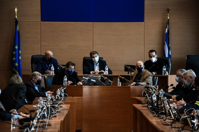 Χρυσοχοΐδης από Πάτρα: Ξεχάστε το καρναβάλι – Παράθυρο για αυστηρότερα μέτρα