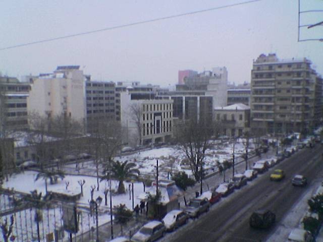 «Μήδεια» : Ο Δήμος Πειραιά παρατείνει τη λειτουργία θερμαινόμενου χώρου στα Καμίνια για την προστασία των πολιτών