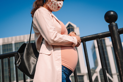 Κοροναϊός : Συγκλονιστικές καταγγελίες εγκύων – Κόλλησαν τον ιό σε κλινική