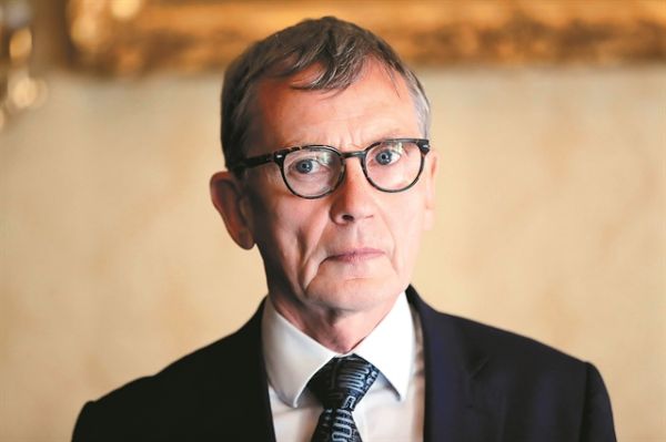 «SOS για ένα νέο, πιο φονικό κύμα του κοροναϊού»