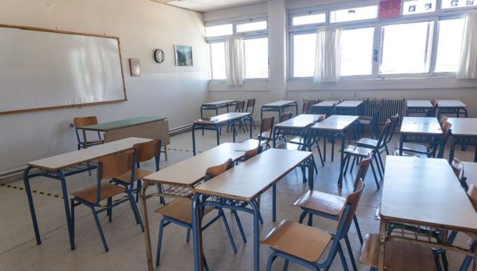 Ηράκλειο : Σε καραντίνα 31 μαθητές δημοτικού σχολείου – Βρέθηκαν στο ίδιο λεωφορείο με κρούσμα