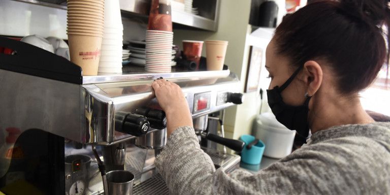 Διευκρινίσεις Σταμπουλίδη για αλλαγές σε take away και drive through