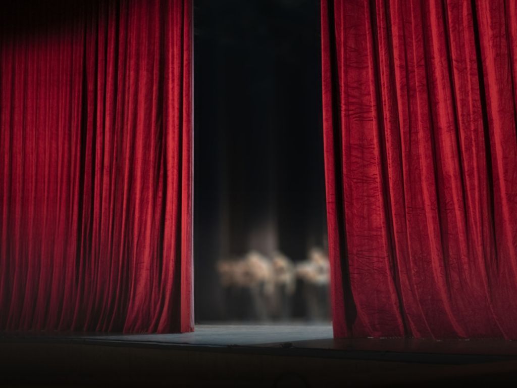 Η ιστορία της νεαρής ηθοποιού που δέχθηκε σεξουαλική επίθεση