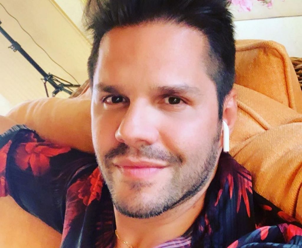 Γιώργος Τσαλίκης κατά Λιγνάδη: «Να ζητήσεις γονατιστός συγγνώμη από τα θύματα»