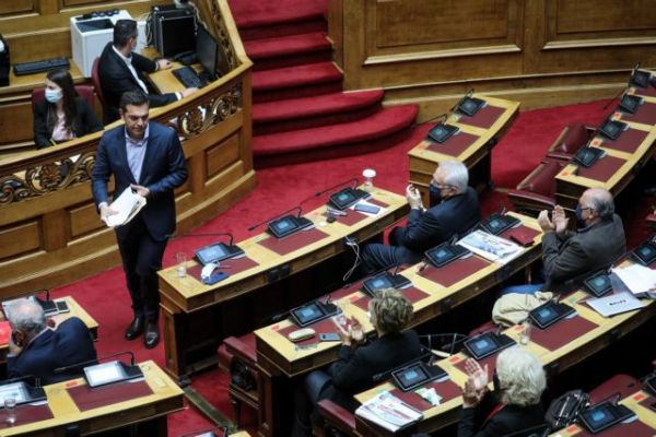 Μητσοτάκης : Ποιος είναι μεγαλύτερος υποκριτής; Ο Τσίπρας ή ο Ραγκούσης ;