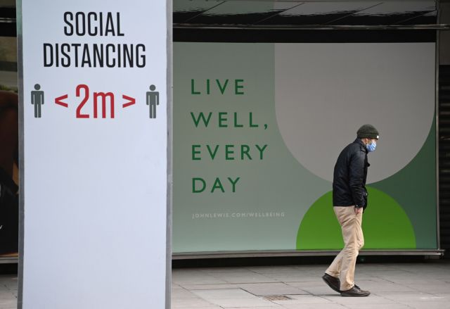 Βρετανία-κοροναϊός: «Κληρώνει» αυτήν την εβδομάδα για το σχέδιο χαλάρωσης του lockdown