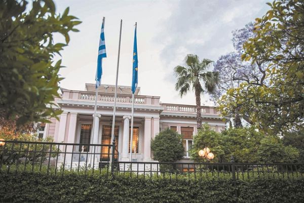 Οι δήμοι θα εισπράττουν φόρους