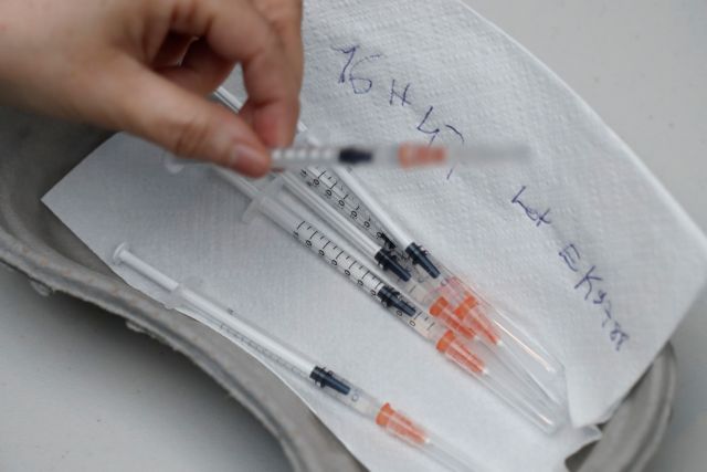 Κυριακίδου : Υποστήριξη της ΕΕ σε παρασκευαστές για ταχεία παραγωγή εμβολίων