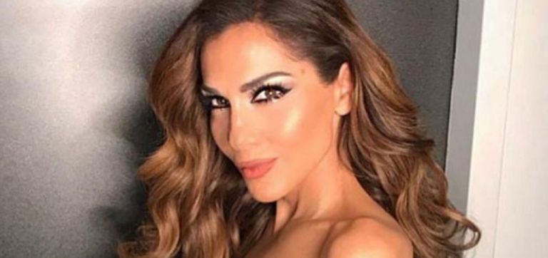 Δέσποινα Βανδή: «Σε μια κοινωνία η σεξουαλική ταυτότητα δεν πρέπει να σε προσδιορίζει»