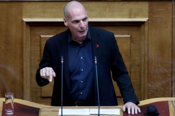 Βαρουφάκης : Προβιά του 5ου μνημονίου το Ταμείο Ανάκαμψης – Τι είπε για το εμβόλιο