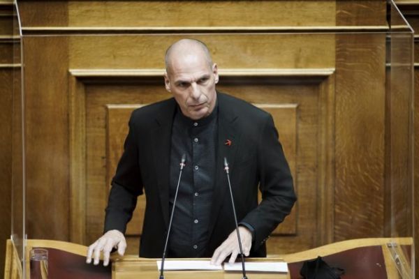 Βαρουφάκης : Εγκαλούμενος και όχι εγκαλών ο Μητσοτάκης για το #MeToo