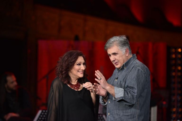 «Σπίτι με το MEGA»: Η Ελένη Βιτάλη πήρε την «Ταχεία» για την κορυφή του Twitter