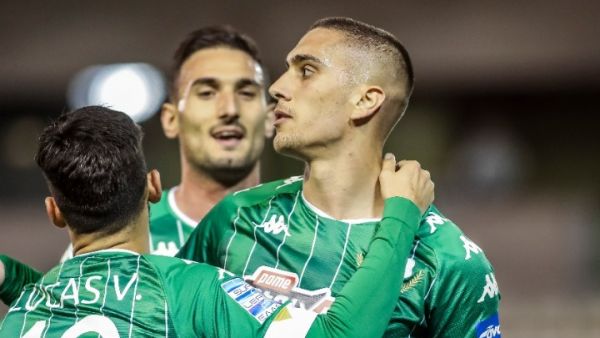 Παναθηναϊκός : Υπογράφουν νέα συμβόλαια Καμπετσής και Ξενόπουλος