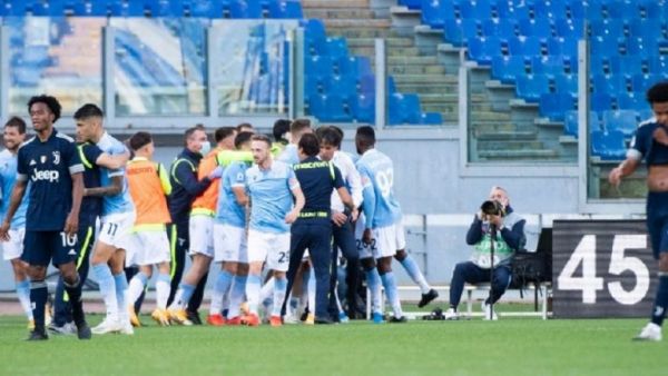 Παραπέμπεται η Λάτσιο για παραβίαση του πρωτοκόλλου για τον κοροναϊό – Τι συνέβη