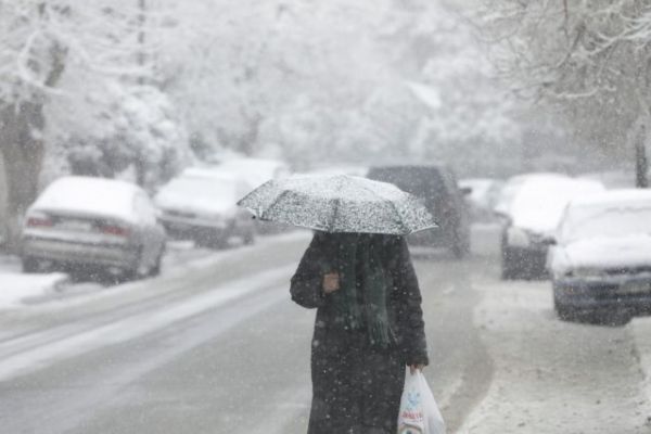 Καιρός: Έκτακτο δελτίο επικίνδυνων καιρικών φαινομένων – Έρχονται χιόνια και τσουχτερό κρύο