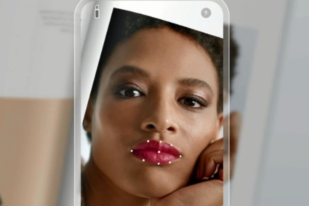 Μια εφαρμογή στο κινητό μπορεί να σας βρει το τέλειο κραγιόν