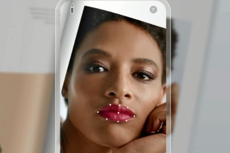 Μια εφαρμογή στο κινητό μπορεί να σας βρει το τέλειο κραγιόν