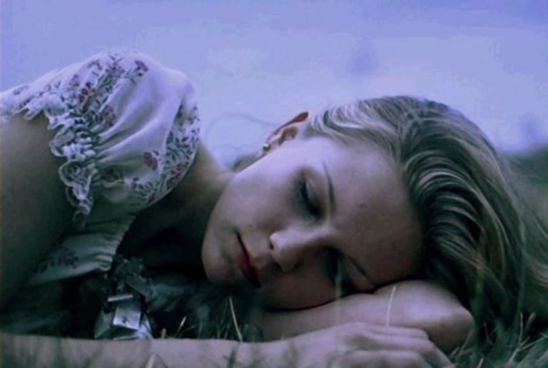 Τα ζώδια που γίνονται αυτοκαταστροφικά στον έρωτα