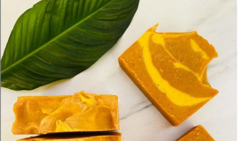 DIY : Φτιάξτε μόνοι σας σαπούνι προσώπου με τζίντζερ