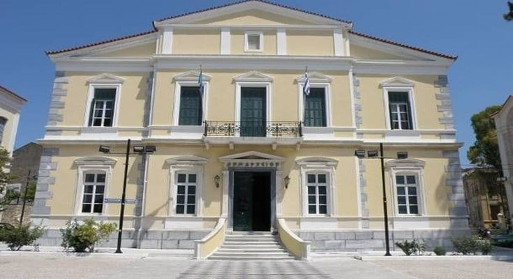 Σάμος : Ανησυχία  για τα πολλαπλά κρούσματα κοροναϊού – Μεγάλη η διασπορά στην μαθητική κοινότητα