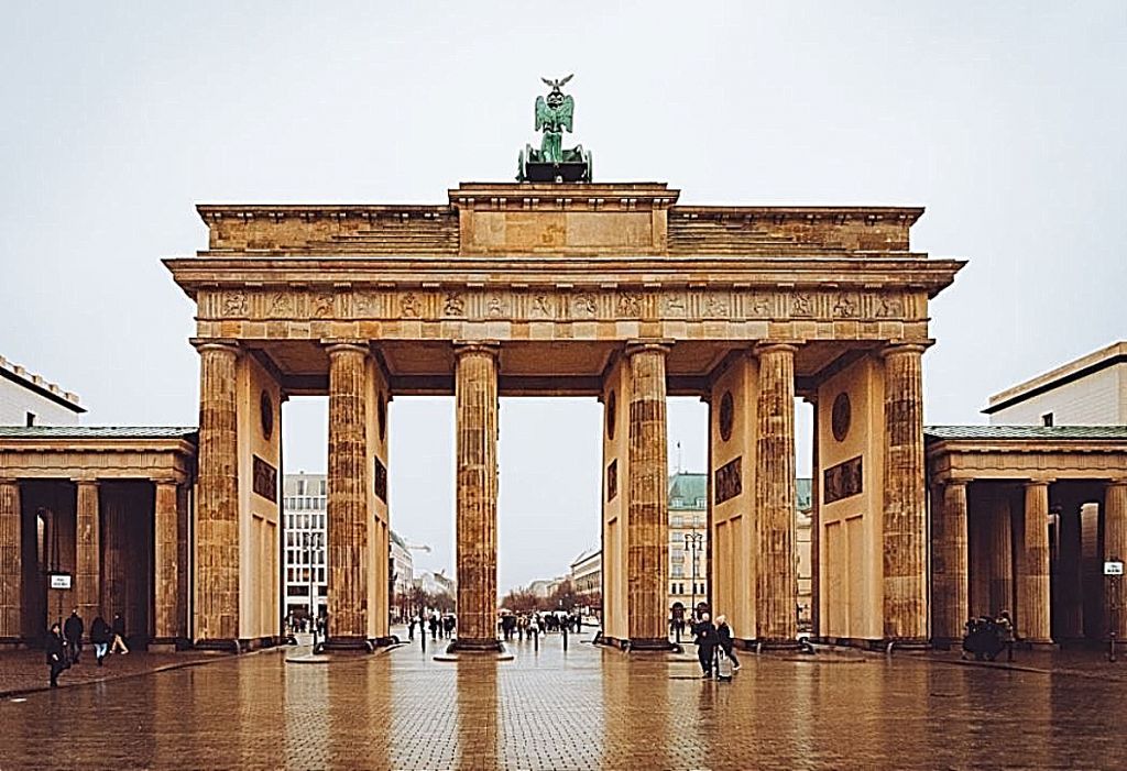 Πύλη Βρανδεμβούργου : Το αρχιτεκτονικό οικοδόμημα – σύμβολο επανένωσης ολόκληρης της Γερμανίας