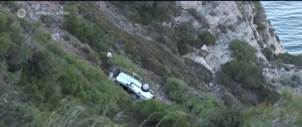 Κερατέα: Νεκρός ο οδηγός που έπεσε με το αμάξι σε γκρεμό