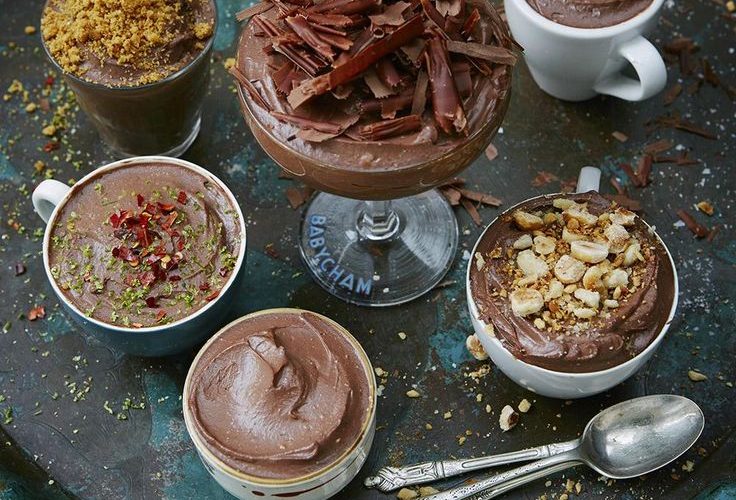 Αέρινη μους σοκολάτας με τζίντζερ