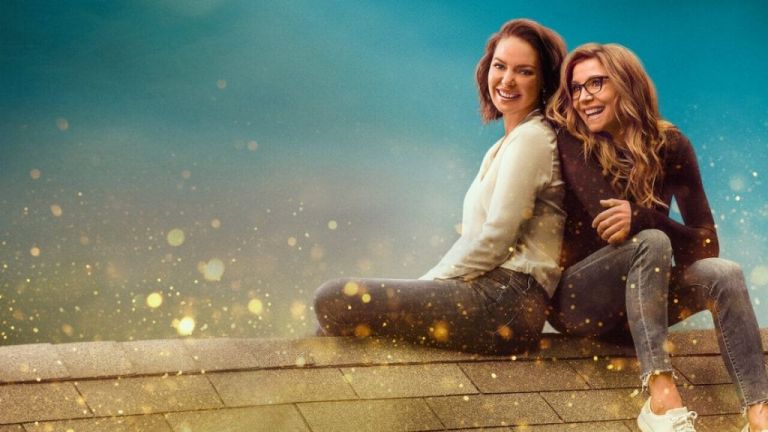 «Πυγολαμπίδες» στο Netflix: Το απόλυτο binge-watching του Φεβρουαρίου