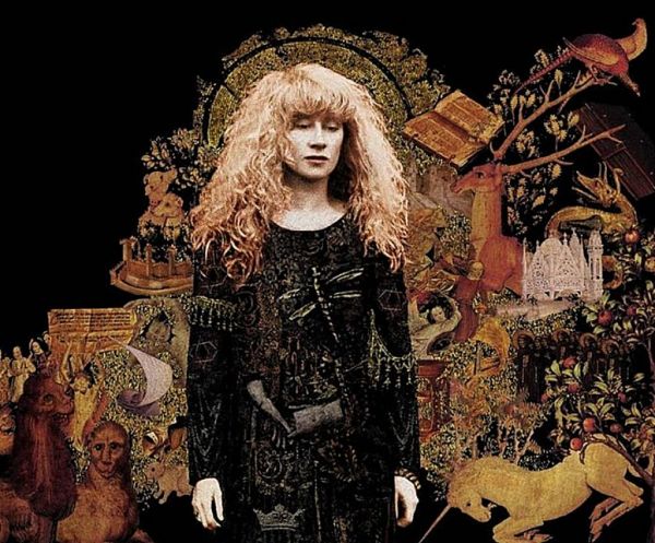 Loreena McKennitt : Ακούστε τις μεγαλύτερες κέλτικες και μεσανατολίτικες επιτυχίες της