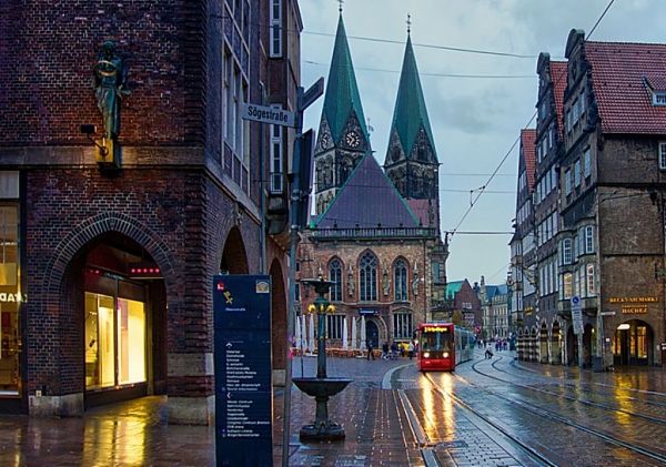 Βρέμη : Ένα από τα σημαντικότερα λιμάνια της «γηραιάς» ηπείρου