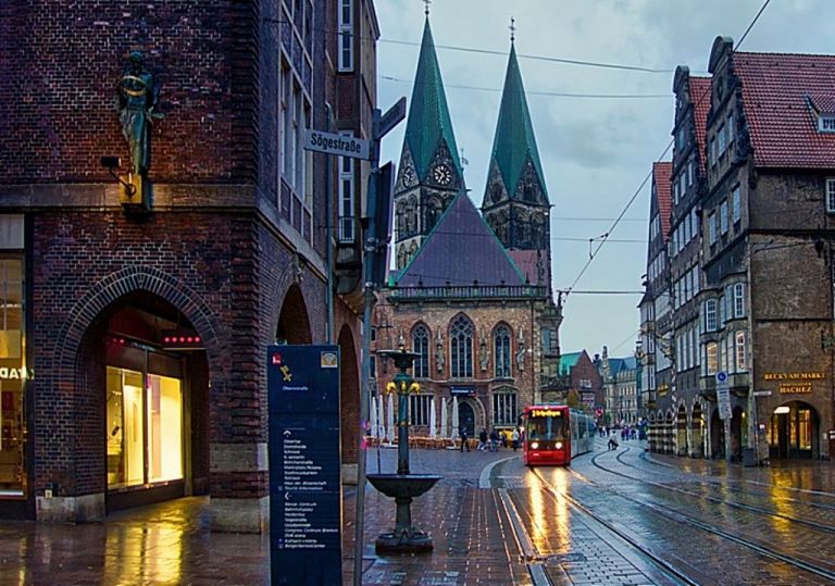 Βρέμη : Ένα από τα σημαντικότερα λιμάνια της «γηραιάς» ηπείρου