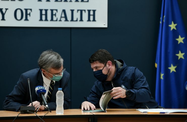 Κοροναϊός : Ευρεία σύσκεψη Χαρδαλιά – Τσιόδρα με τους Περιφερειάρχες της χώρας