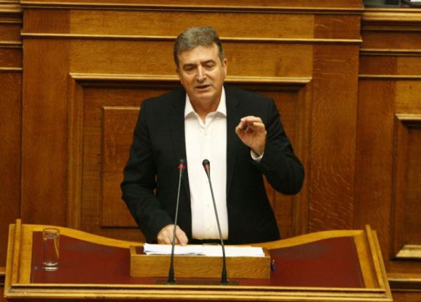 Χρυσοχοϊδης για πανεπιστημιακή αστυνομία: «Εθισμένοι στην απειλή κακοποίησης από βίαιες μειοψηφίες οι πρυτάνεις»