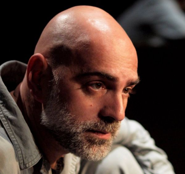 Δημήτρης Καρατζιάς: Κυρία Καράντη προσέξτε τις παλαιάς κοπής απόψεις σας