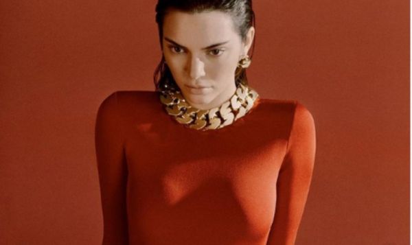 Κένταλ Τζένερ: Η φωτογραφία με το εσώρουχο που έφερε αντιδράσεις