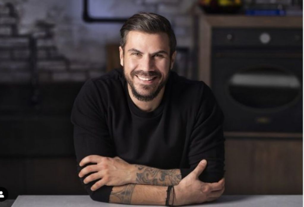 Άκης Πετρετζίκης : Όλες οι σχέσεις της ζωής του πρώτου Έλληνα Masterchef