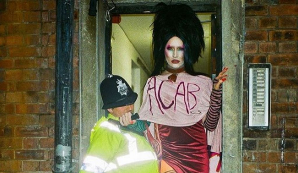 Το Faboo TV «ρίχνει» φως στην αθέατη queer σκηνή της Αγγλίας 