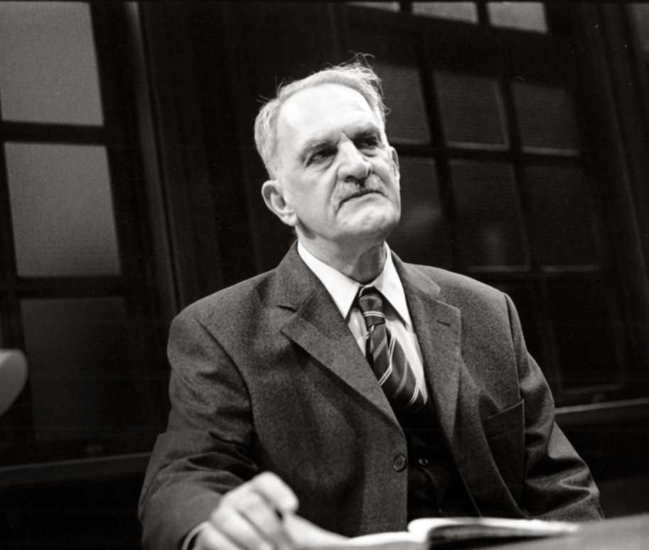 Δημήτρης Καταλειφός: Φτηνό διαδραστικό θέατρο κακής ποιότητας ό,τι συμβαίνει