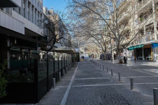 Take away : Τσουχτερά πρόστιμα για «πηγαδάκια» σε καταστήματα εστίασης