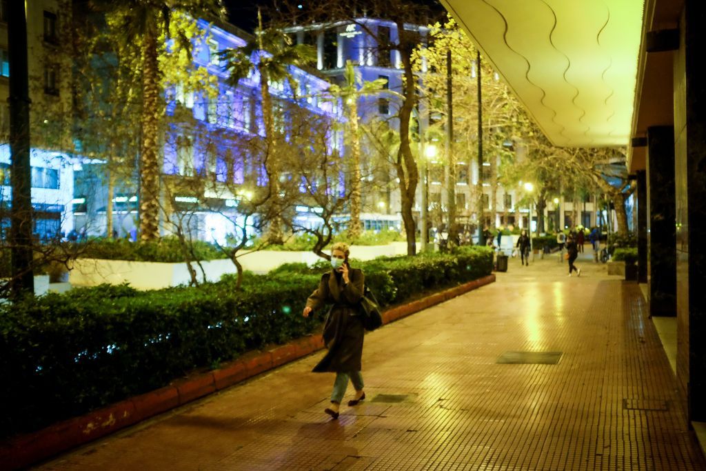 Lockdown στην Αττική… έως την Καθαρά Δευτέρα και άνοιγμα της αγοράς 8 ή 16 Μαρτίου – Όλα τα σενάρια