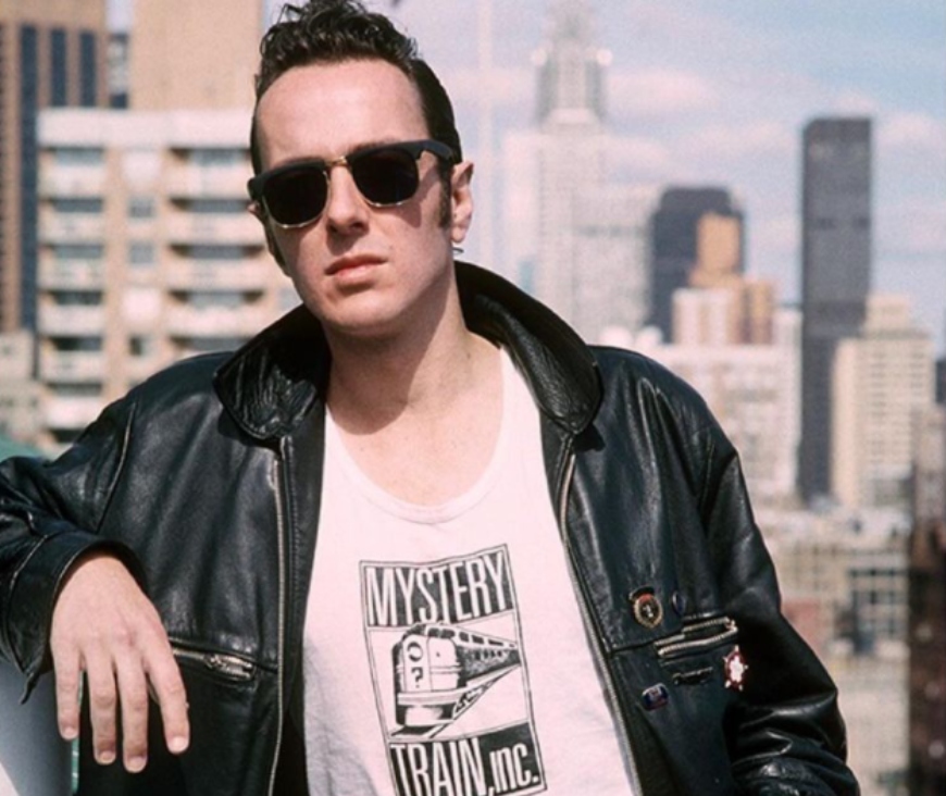 Μια ανθολογία-φόρος τιμής στη σόλο καριέρα του Joe Strummer