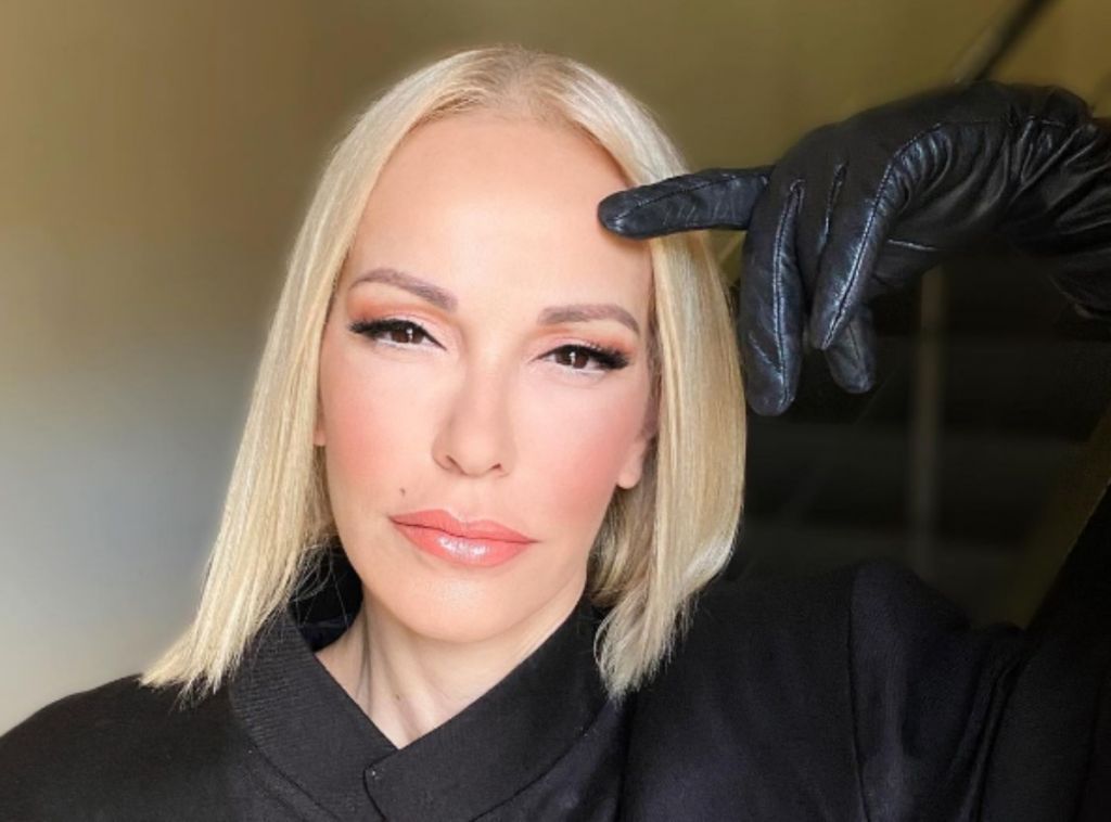 Η Νατάσα Καλογρίδη συντάσσεται με το μέρος των θυμάτων με ένα μοναδικό βίντεο