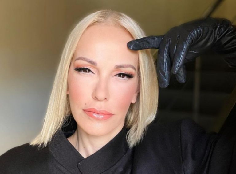 Η Νατάσα Καλογρίδη συντάσσεται με το μέρος των θυμάτων με ένα μοναδικό βίντεο