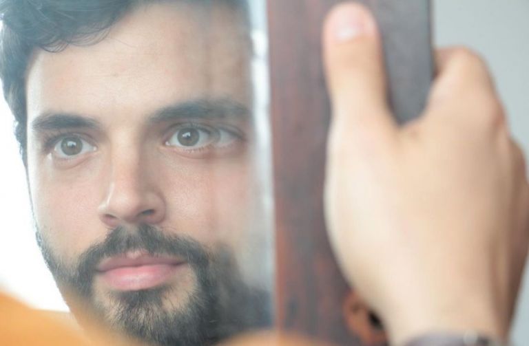 Ρένος Ρώτας : «Το μόνο που χρωστάω στον Λιγνάδη είναι δυο μπούφλες»