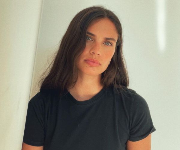 Σάρα Σαμπάιο : Ηχηρό μήνυμα για τον ψεύτικο κόσμο των social media