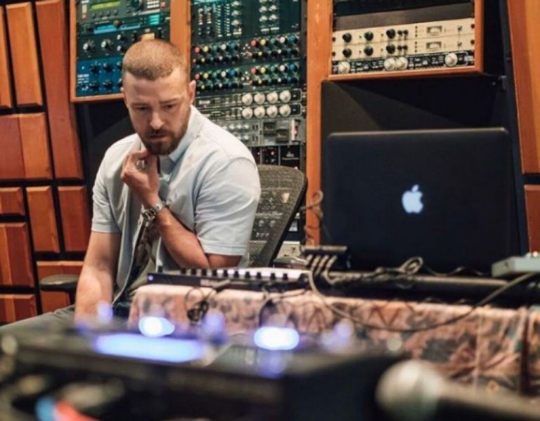 Τζάστιν Τίμπερλεϊκ : Ετοιμάζει νέο δίσκο με συνεργασίες – έκπληξη