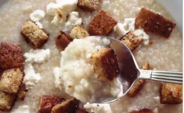 Γλυκός τραχανάς με κόκκινη κολοκύθα, ότι πρέπει για το σημερινό κρύο