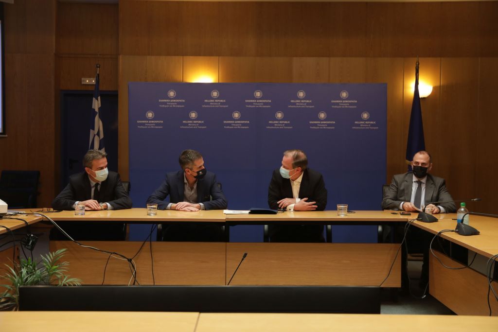 Μνημόνιο συνεργασίας υπ. Υποδομών – Δήμου Αθηναίων: Παραχώρηση 8 ακινήτων για προσχολική εκπαίδευση