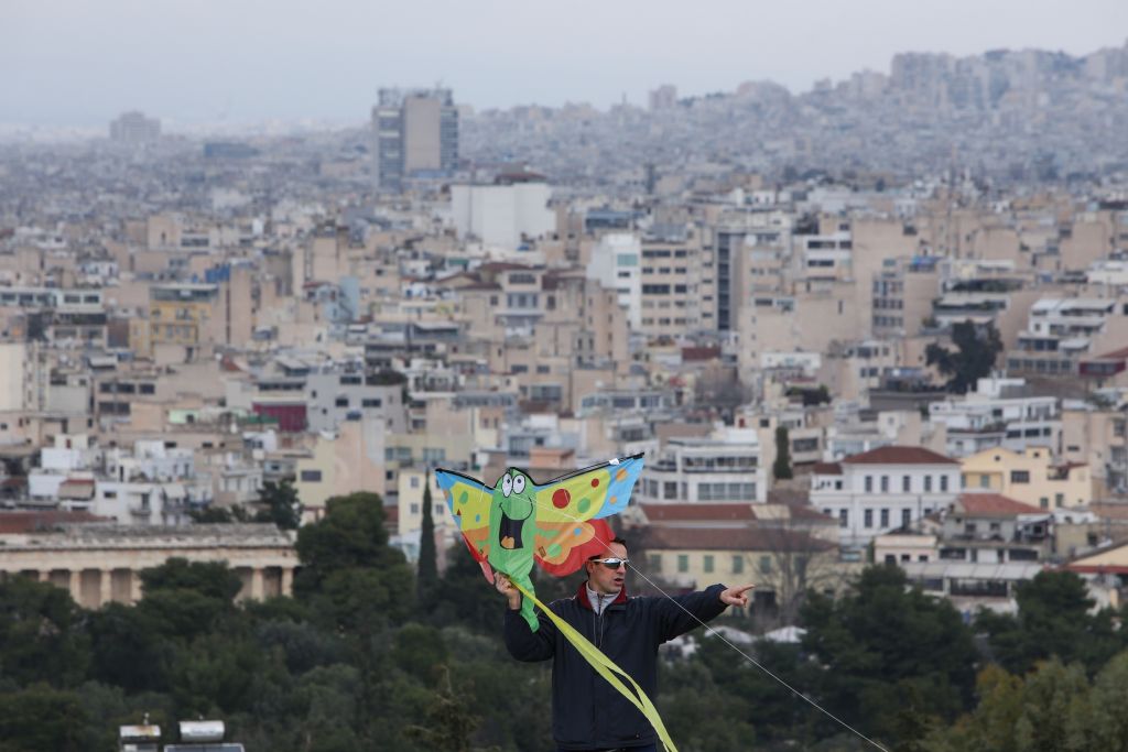 Lockdown : Τι ισχύει για την Καθαρά Δευτέρα – Πώς θα πετάξουμε χαρταετό